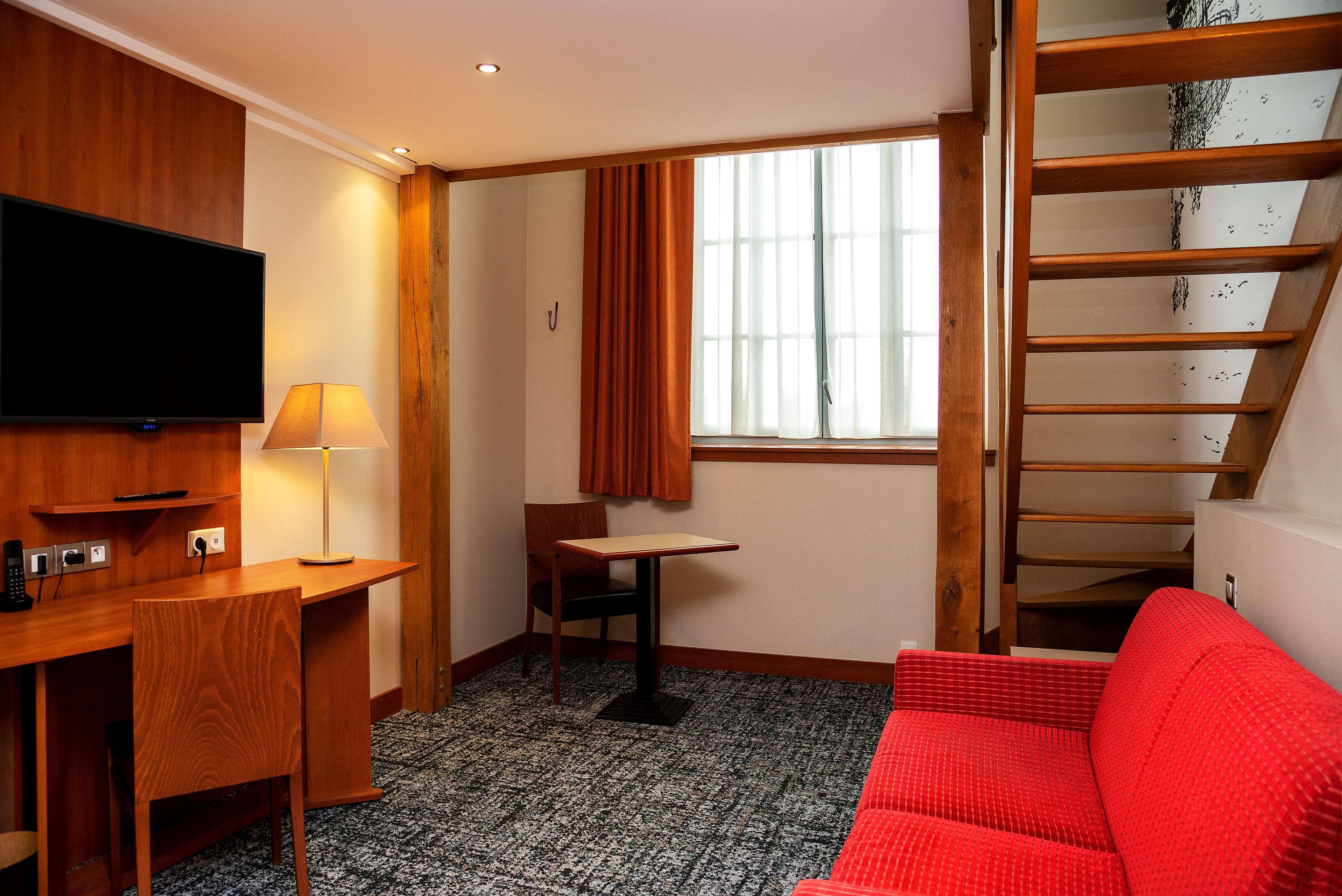 Châteauroux Best Western Plus Hotel Colbert מראה חיצוני תמונה