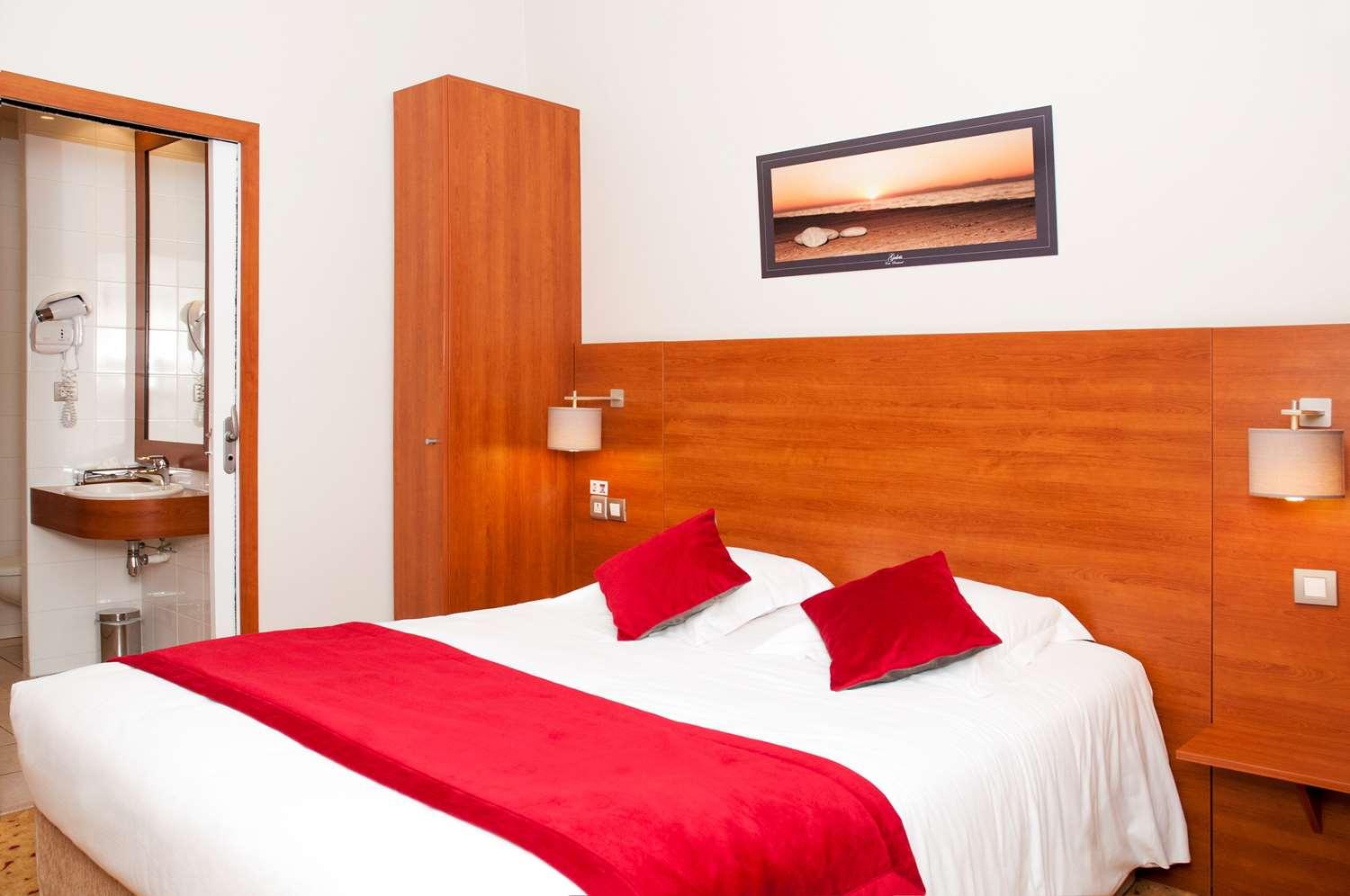 Châteauroux Best Western Plus Hotel Colbert מראה חיצוני תמונה