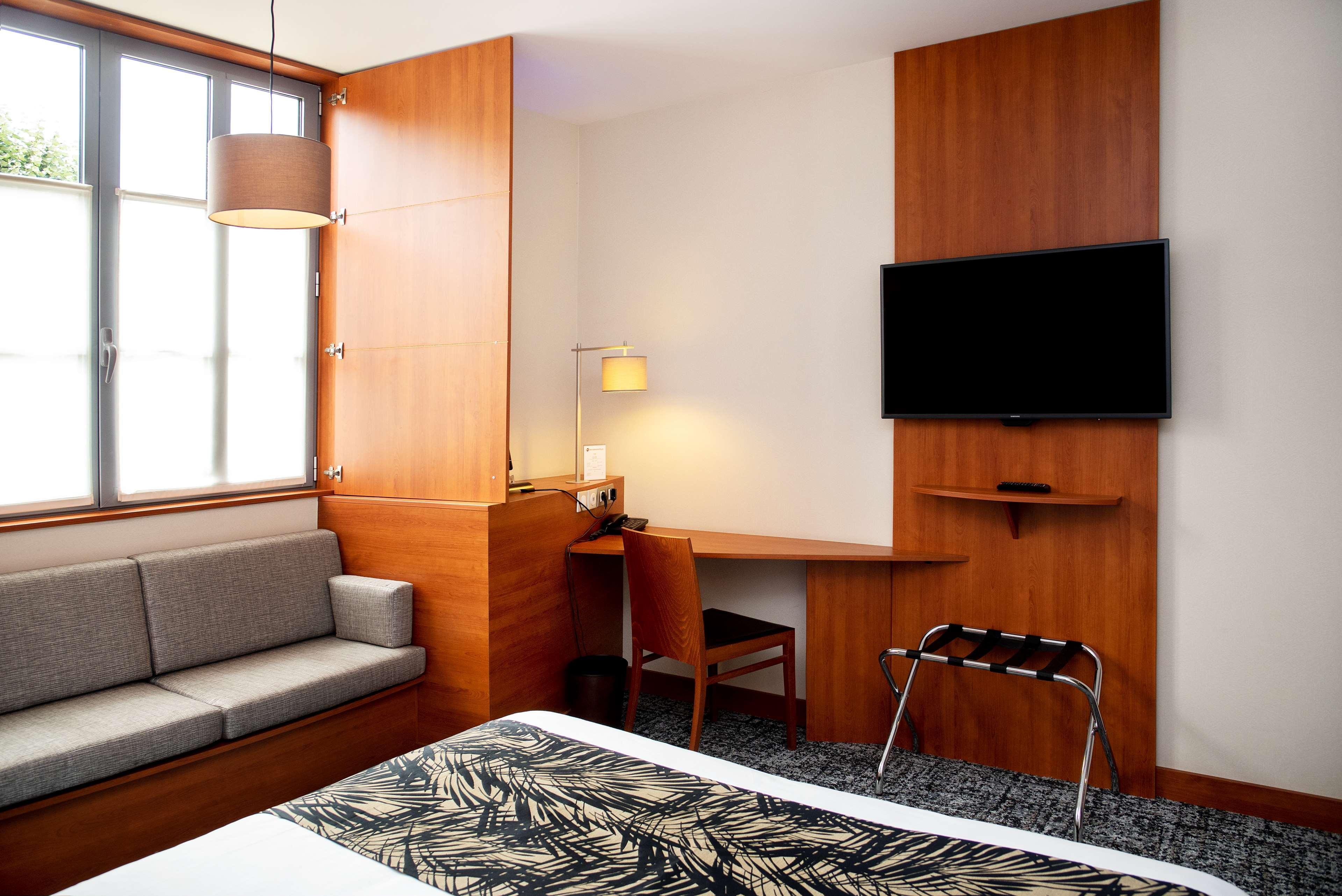 Châteauroux Best Western Plus Hotel Colbert מראה חיצוני תמונה