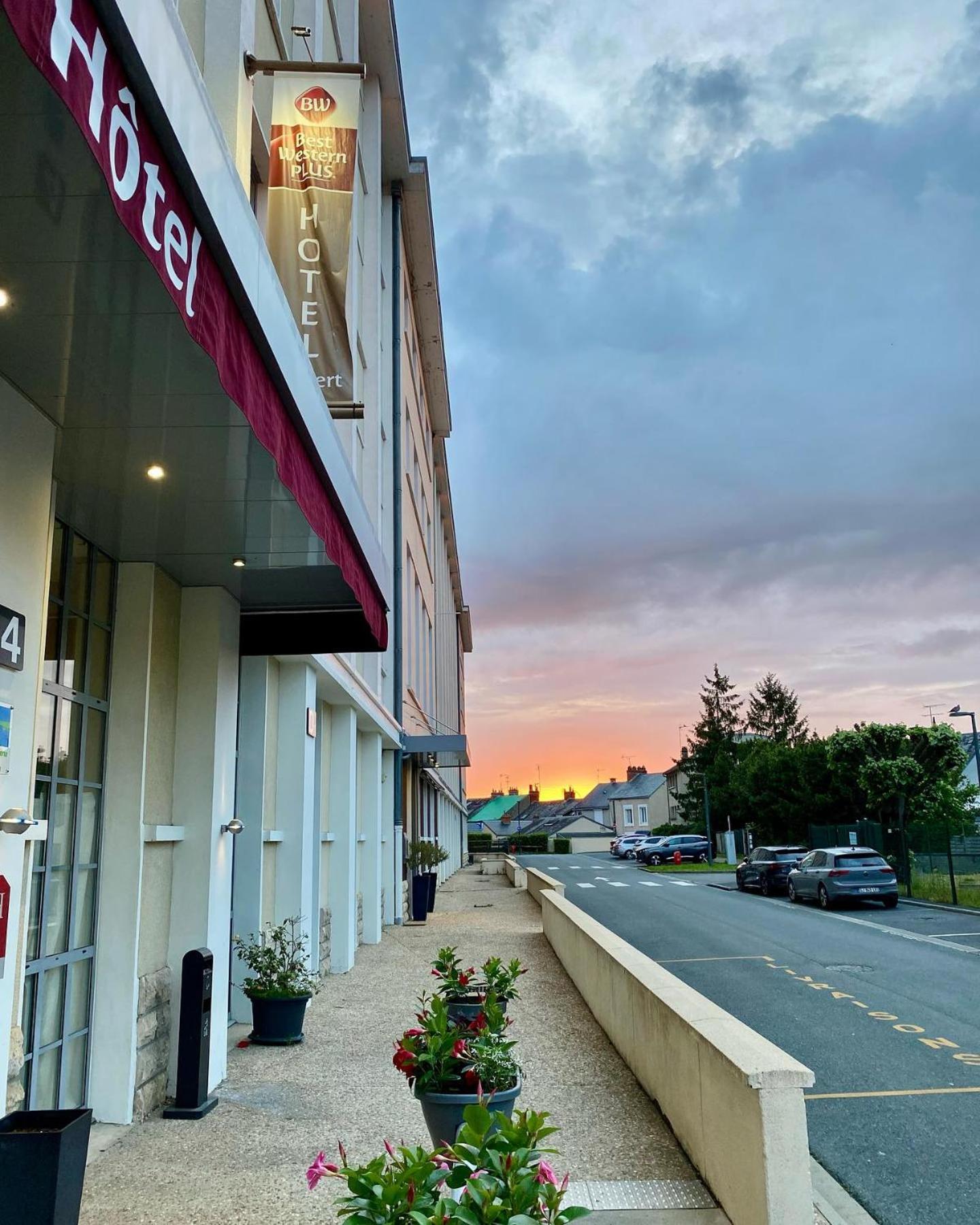 Châteauroux Best Western Plus Hotel Colbert מראה חיצוני תמונה