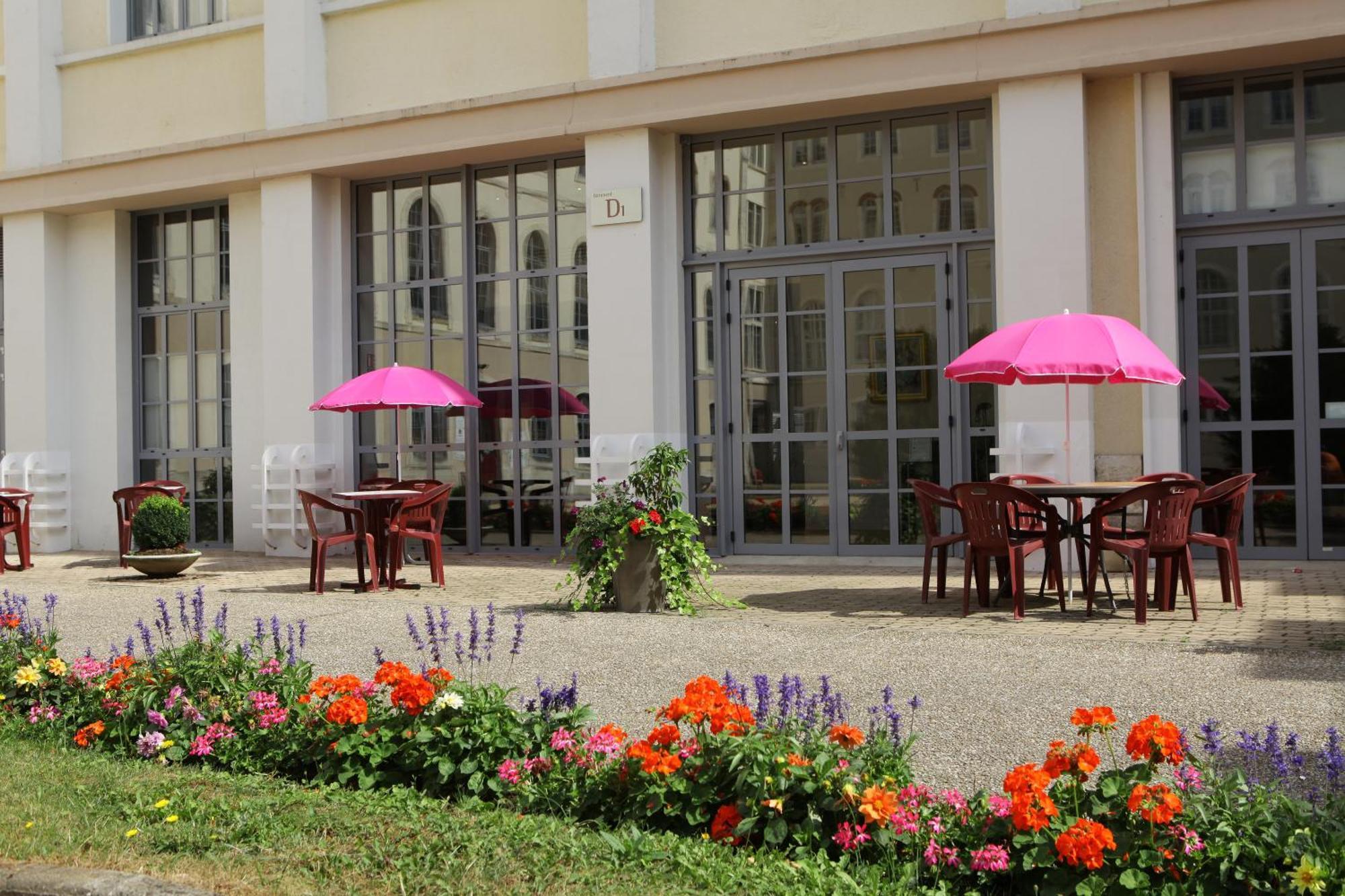 Châteauroux Best Western Plus Hotel Colbert מראה חיצוני תמונה