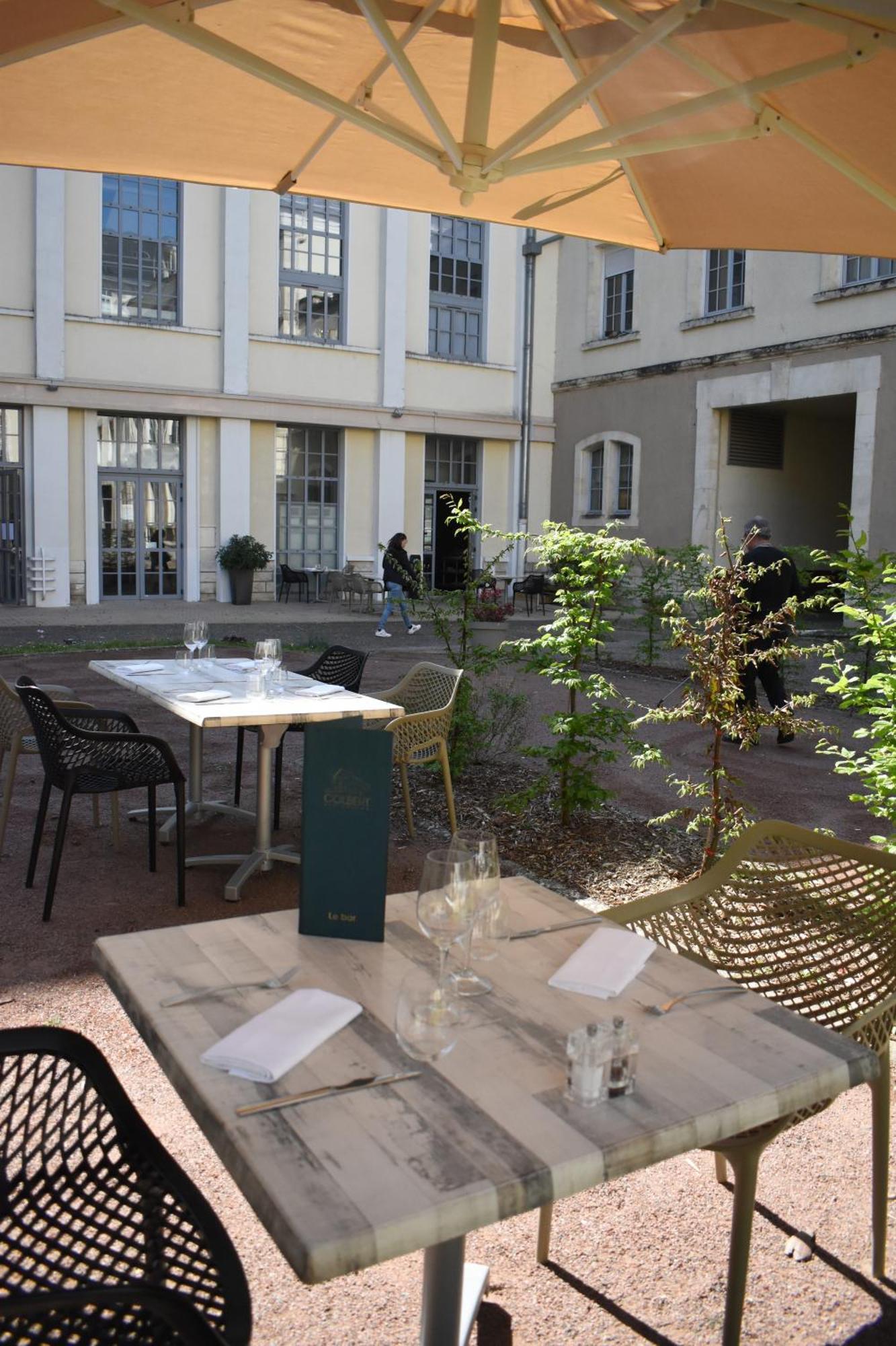 Châteauroux Best Western Plus Hotel Colbert מראה חיצוני תמונה